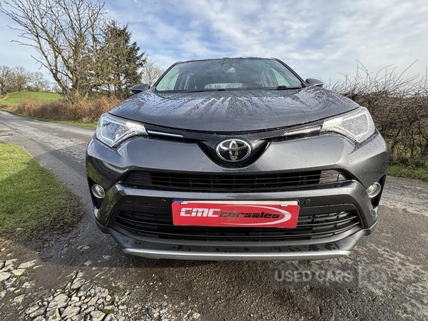 Used Toyota RAV4 2017 for sale - 77599464: Photo 5