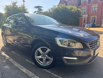 Used Volvo V60 2014 for sale - 79400651: Photo