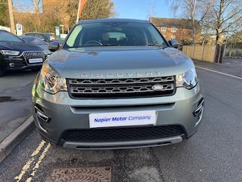Used Land Rover Discovery Sport 2018 for sale - 77232351: Photo