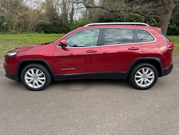 Used Jeep Cherokee 2015 for sale - 77798065: Photo