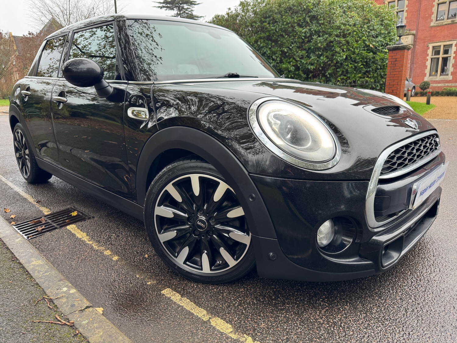 Used MINI Hatch 2017 for sale - 76648125: Photo 1