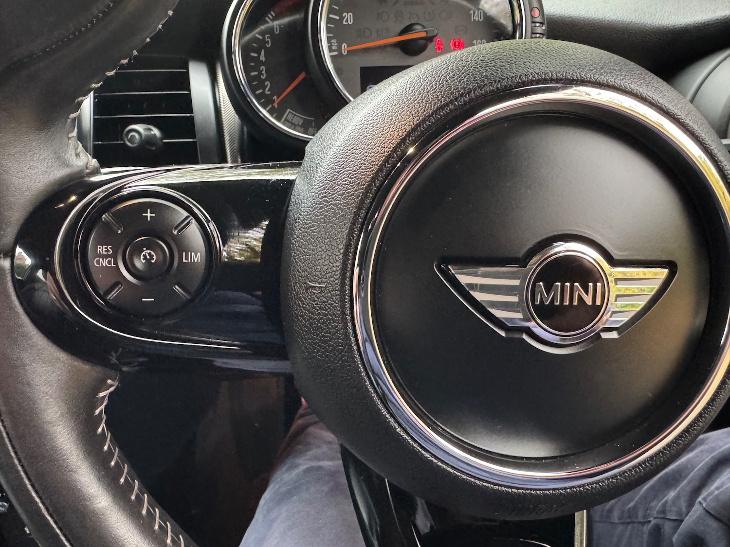 Used MINI Hatch 2017 for sale - 76648125: Photo 17