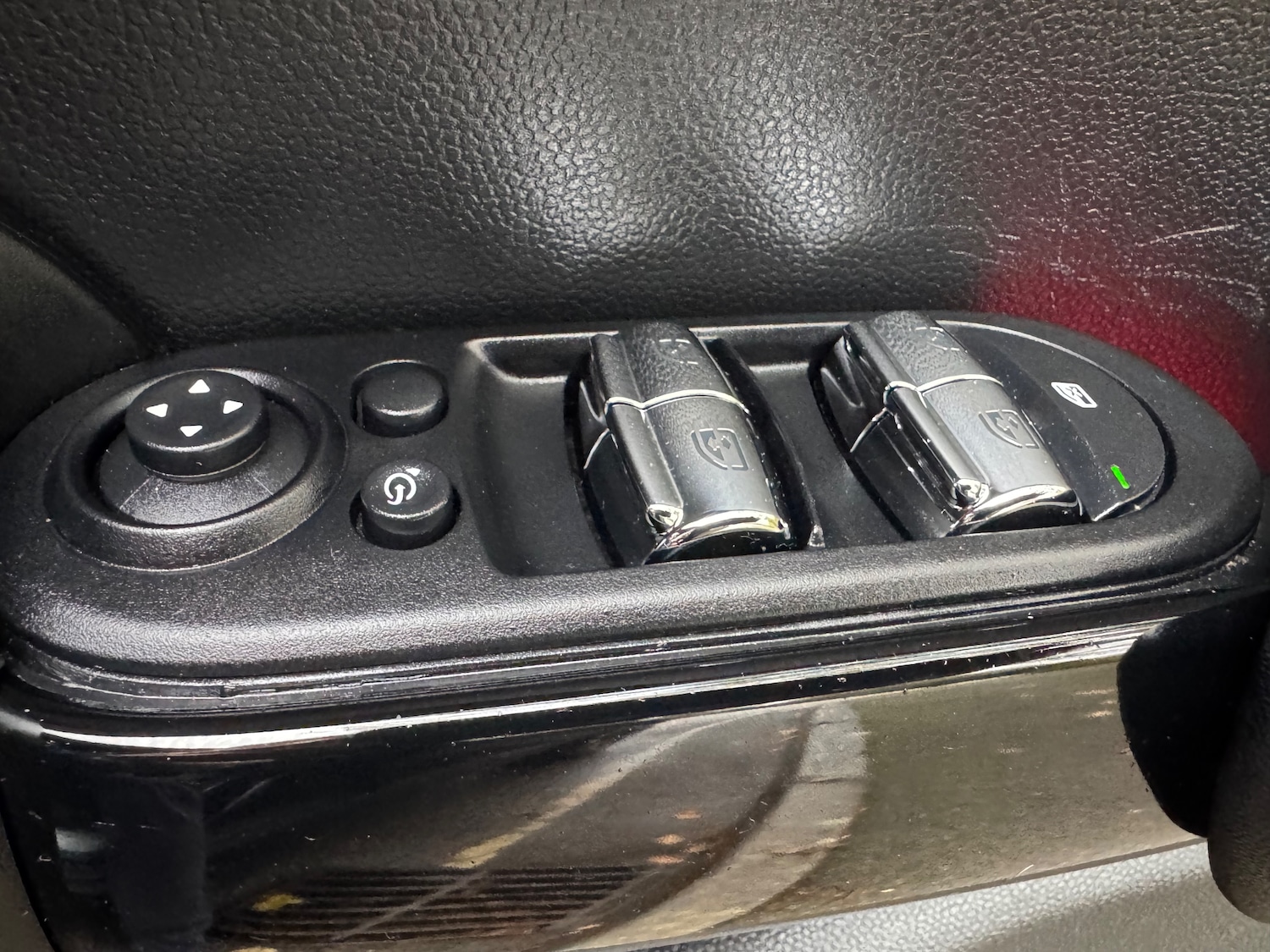 Used MINI Hatch 2017 for sale - 76648125: Photo 24