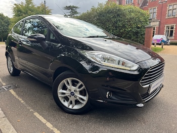 2016 (16) - 1.25 Zetec Hatchback 3dr Petrol Manual Euro 6 (82 ps)