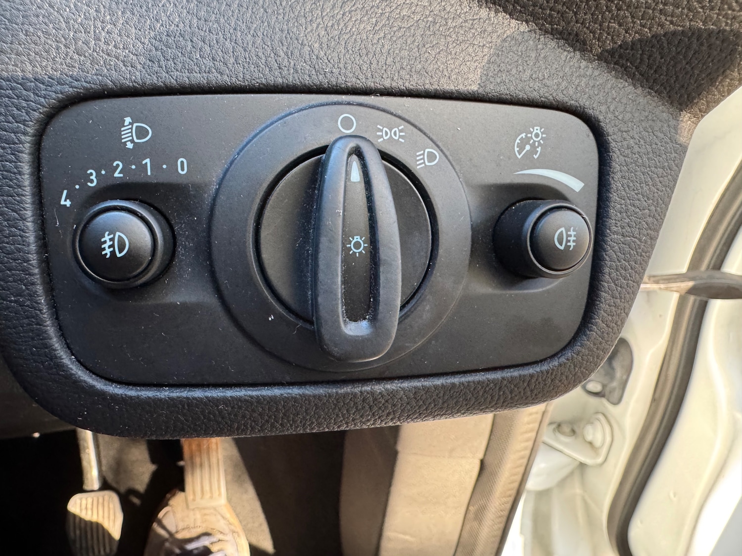 Used Ford Kuga 2013 for sale - 76458701: Photo 19