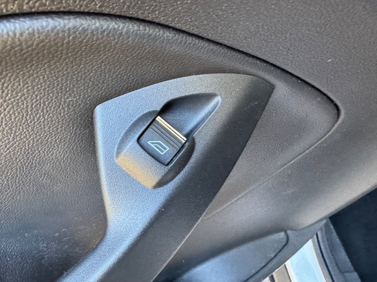 Used Ford Kuga 2013 for sale - 76458701: Photo 24