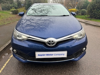 Used Toyota Auris 2015 for sale - 77648255: Photo