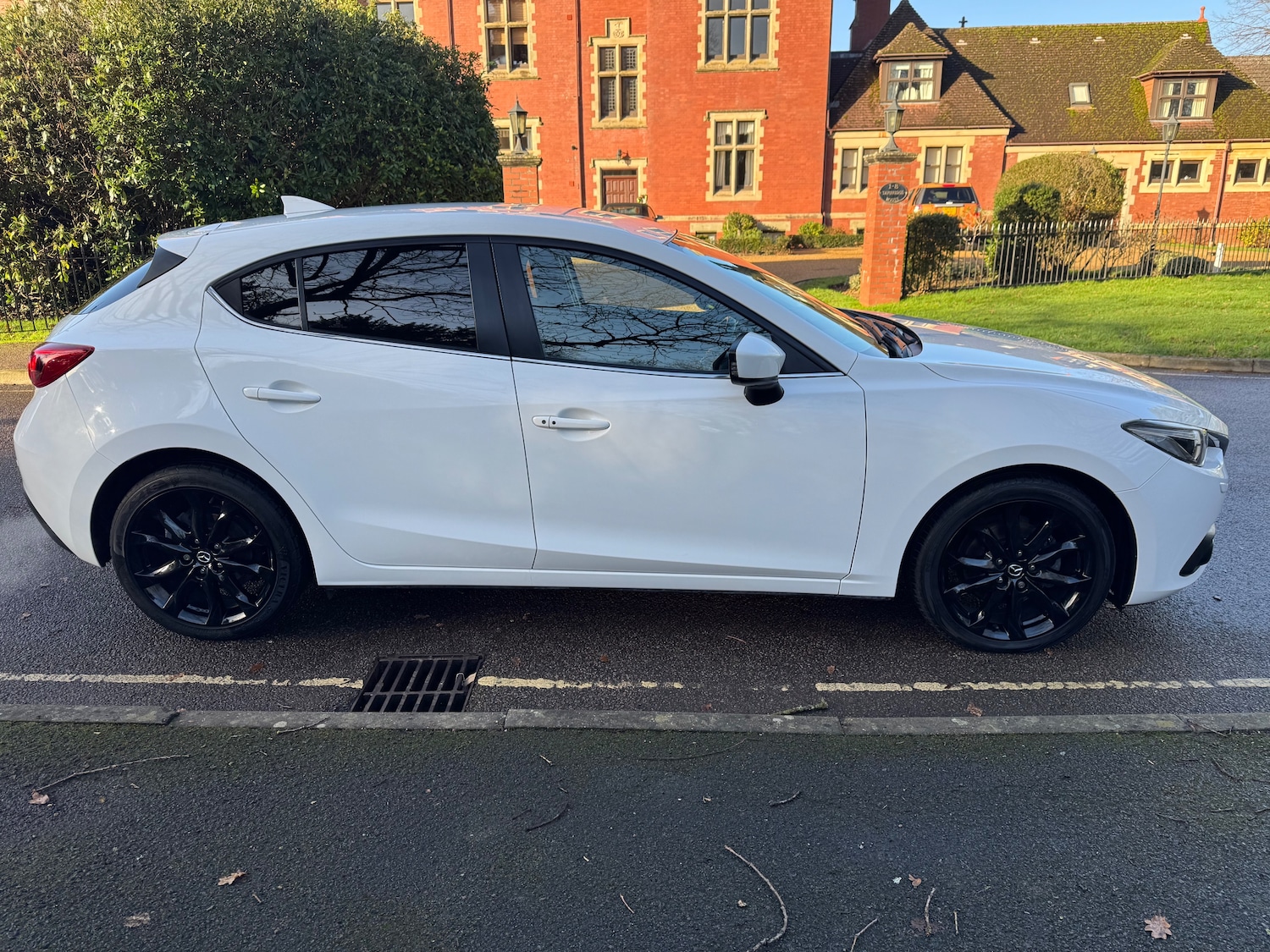 Used Mazda Mazda3 2015 for sale - 76972971: Photo 9