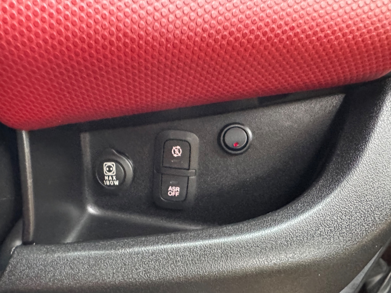 Used Fiat Doblo 2015 for sale - 76940160: Photo 27