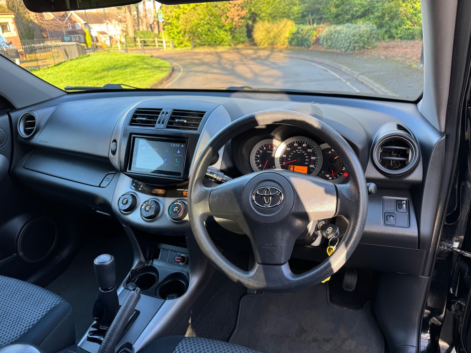 Used Toyota RAV4 2010 for sale - 77100941: Photo 12