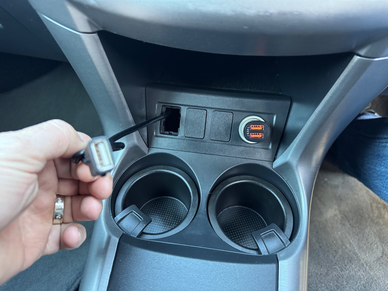 Used Toyota RAV4 2010 for sale - 77100941: Photo 16