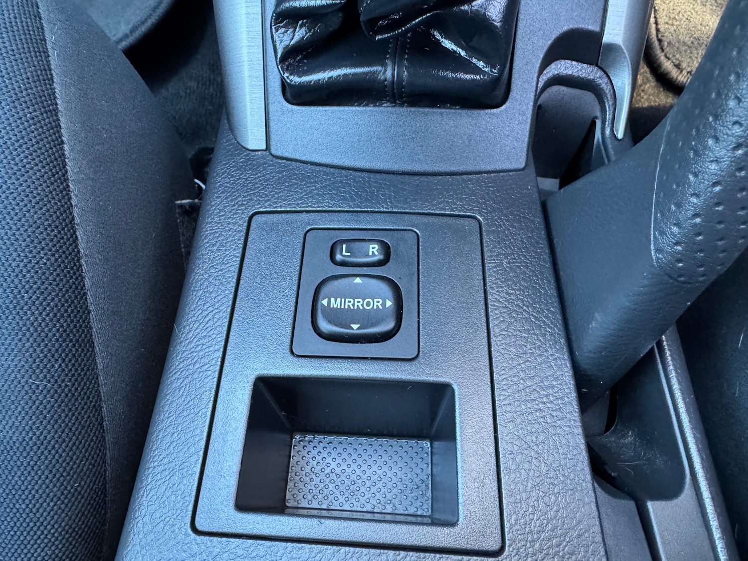 Used Toyota RAV4 2010 for sale - 77100941: Photo 17