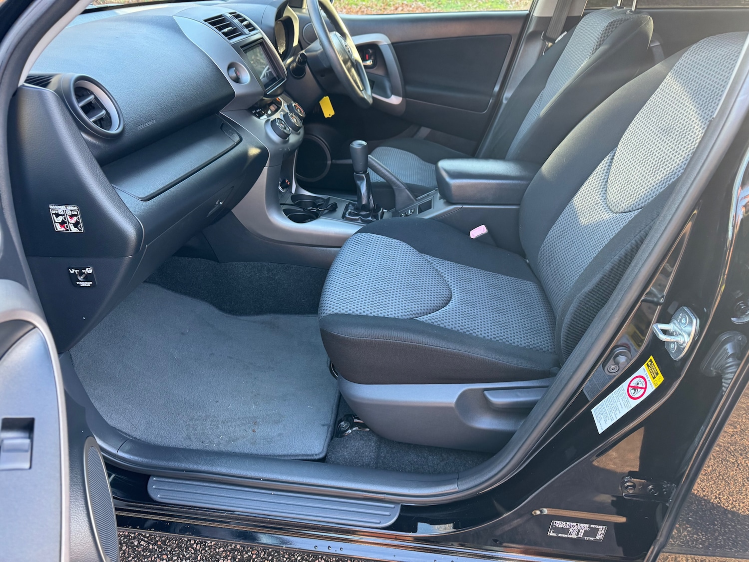 Used Toyota RAV4 2010 for sale - 77100941: Photo 21