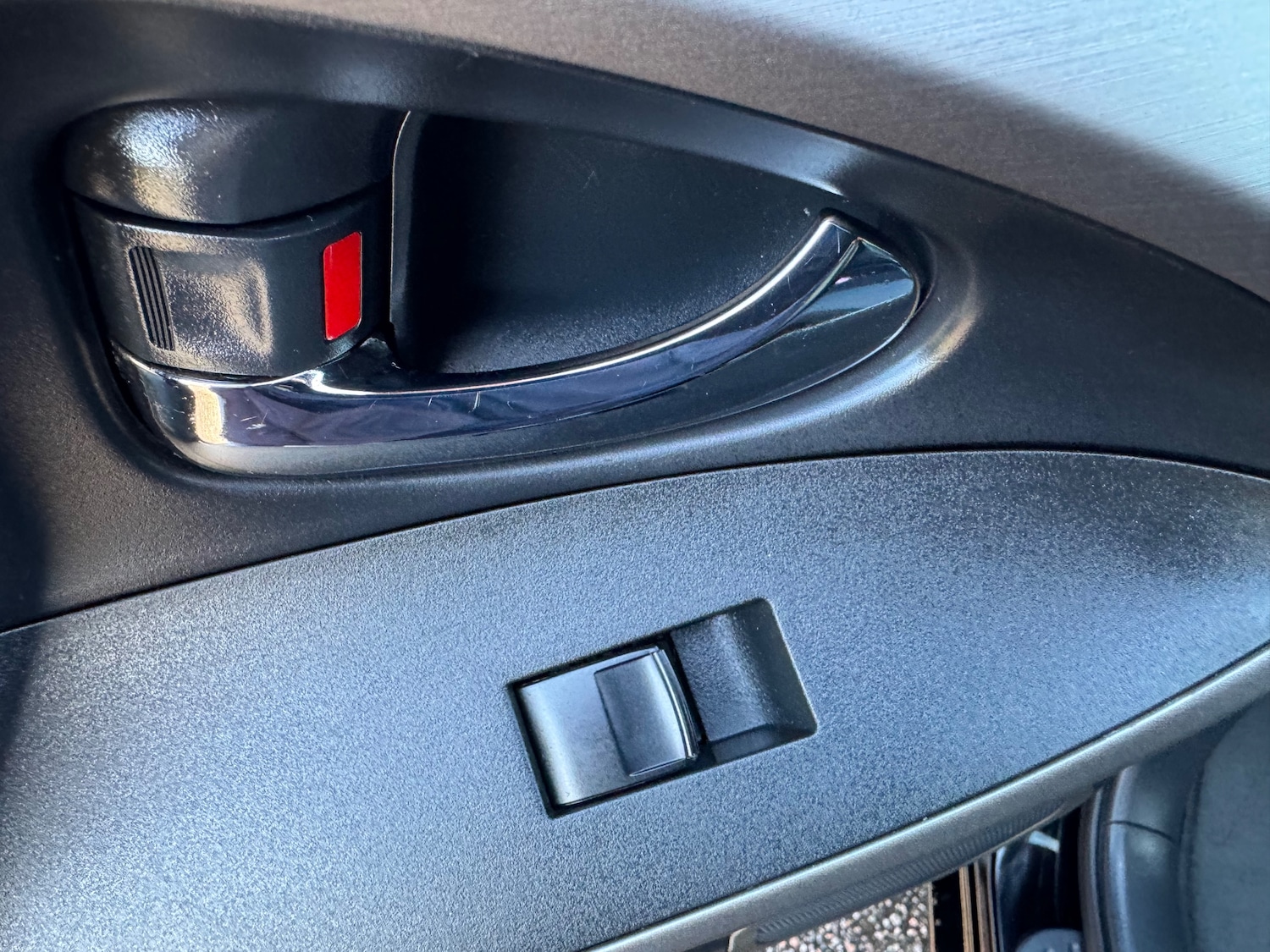 Used Toyota RAV4 2010 for sale - 77100941: Photo 23