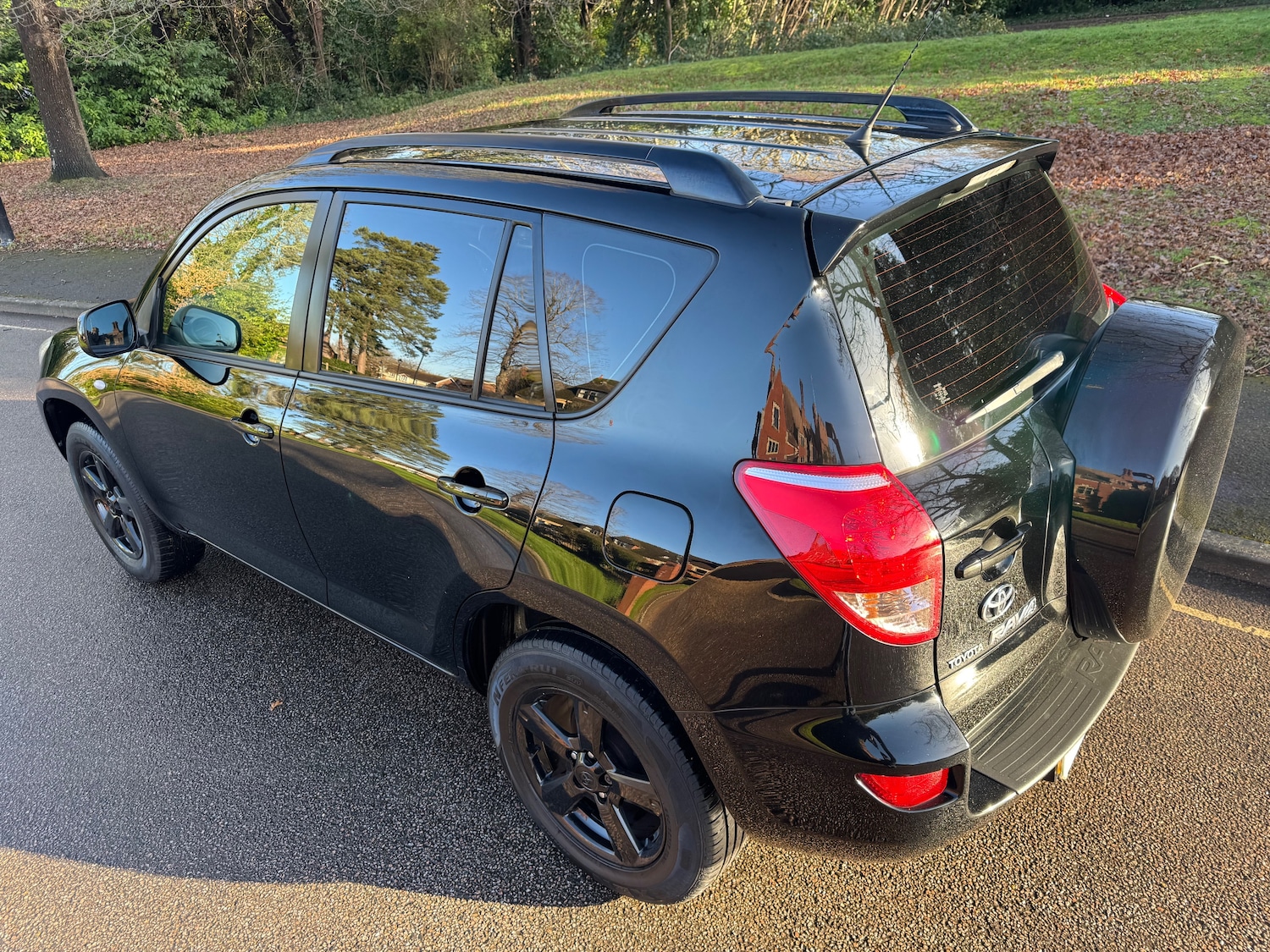 Used Toyota RAV4 2010 for sale - 77100941: Photo 32