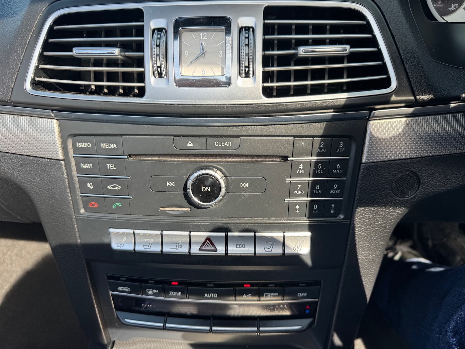 Used Mercedes-Benz E Class 2015 for sale - 77976111: Photo 14