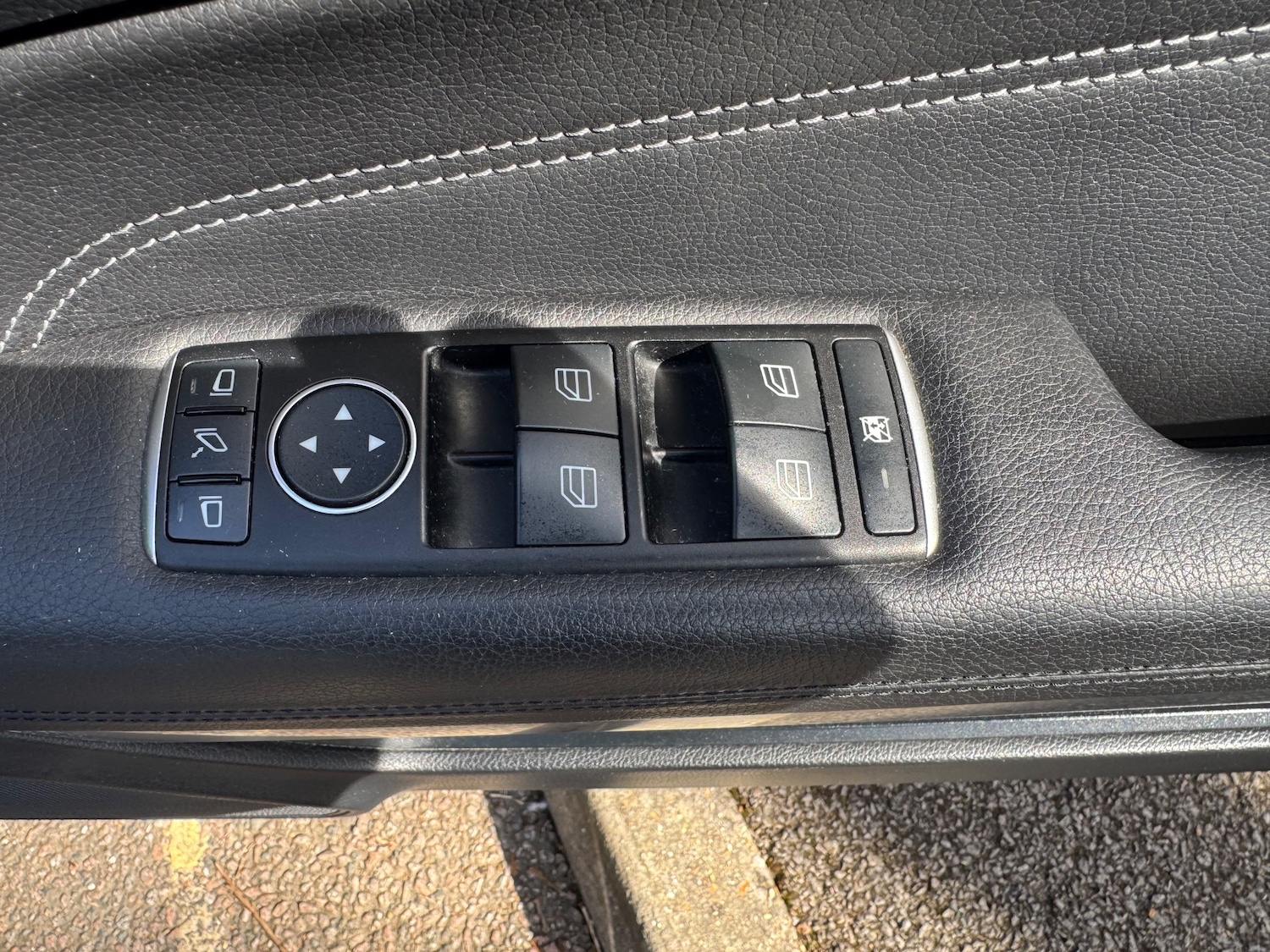 Used Mercedes-Benz E Class 2015 for sale - 77976111: Photo 21