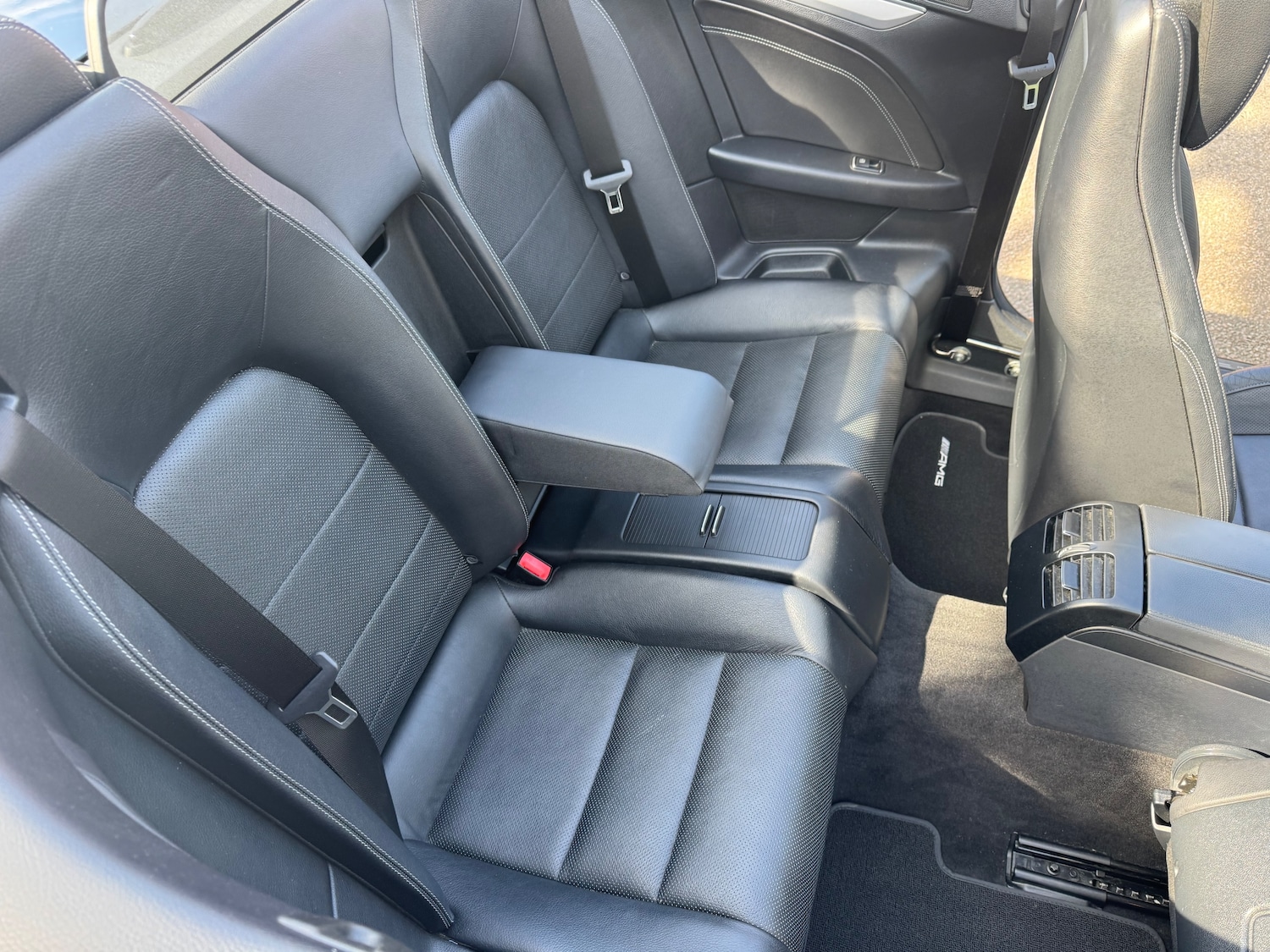 Used Mercedes-Benz E Class 2015 for sale - 77976111: Photo 24