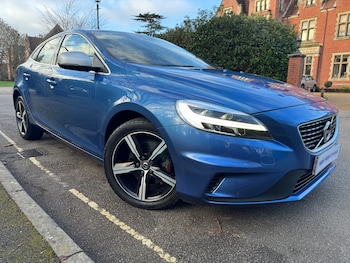 2016 (16) - 2.0 T2 R-Design Hatchback 5dr Petrol Manual Euro 6 (s/s) (122 ps)