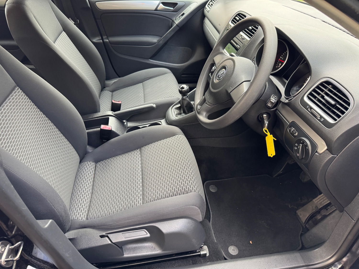 Used Volkswagen Golf 2009 for sale - 77006518: Photo 10