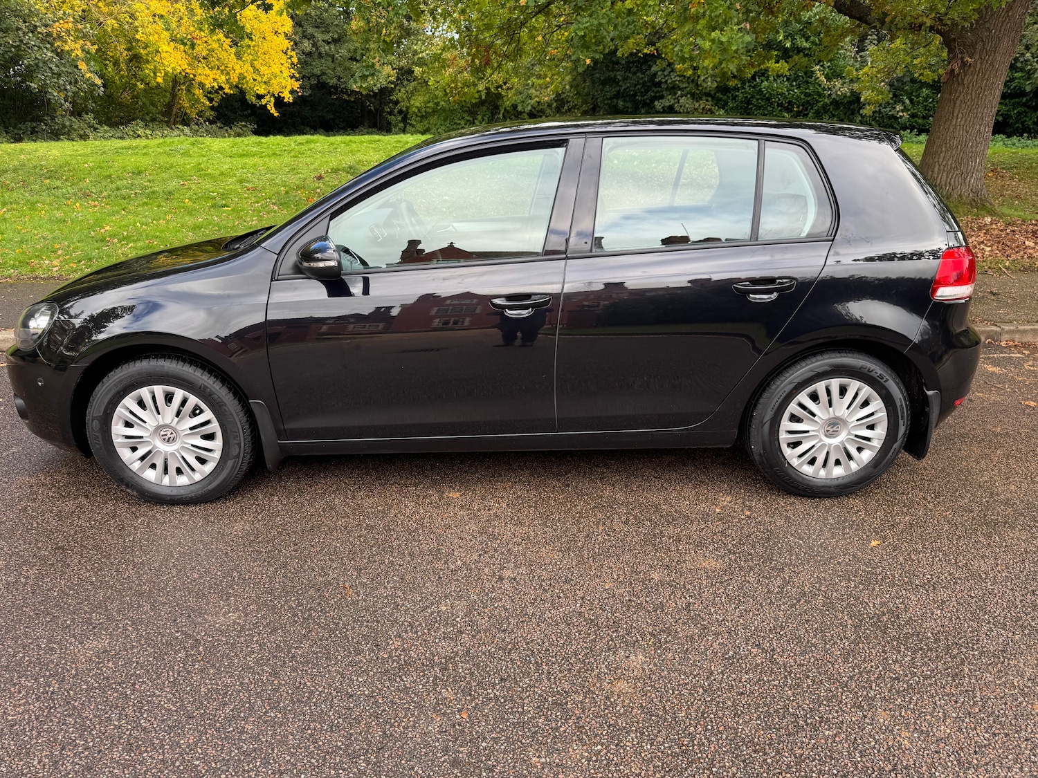 Used Volkswagen Golf 2009 for sale - 77006518: Photo 4