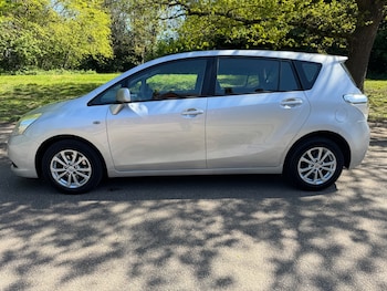 Used Toyota Verso 2010 for sale - 78341058: Photo