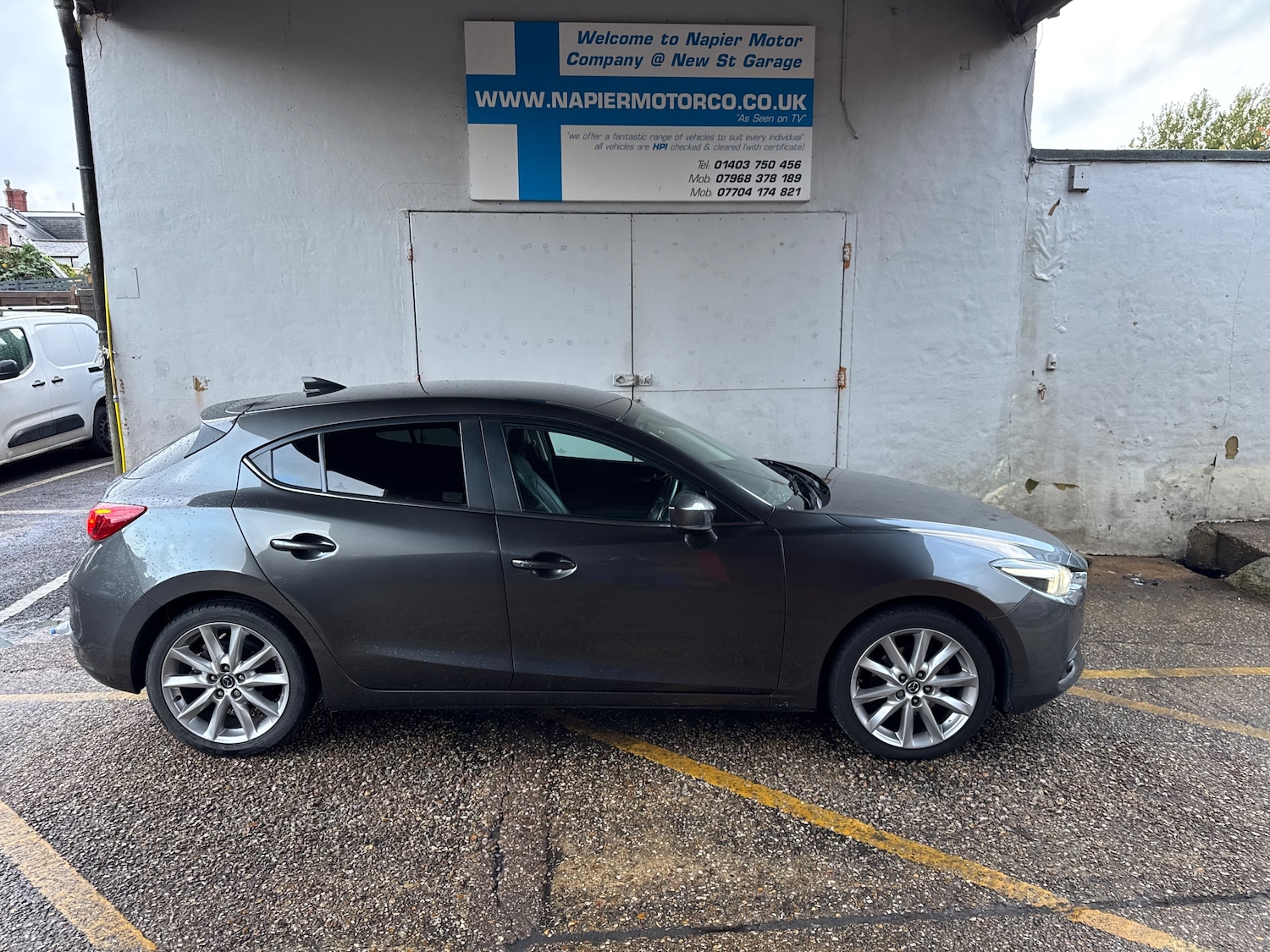 Used Mazda Mazda3 2018 for sale - 76305337: Photo 4
