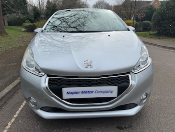 Used Peugeot 208 2013 for sale - 77798068: Photo