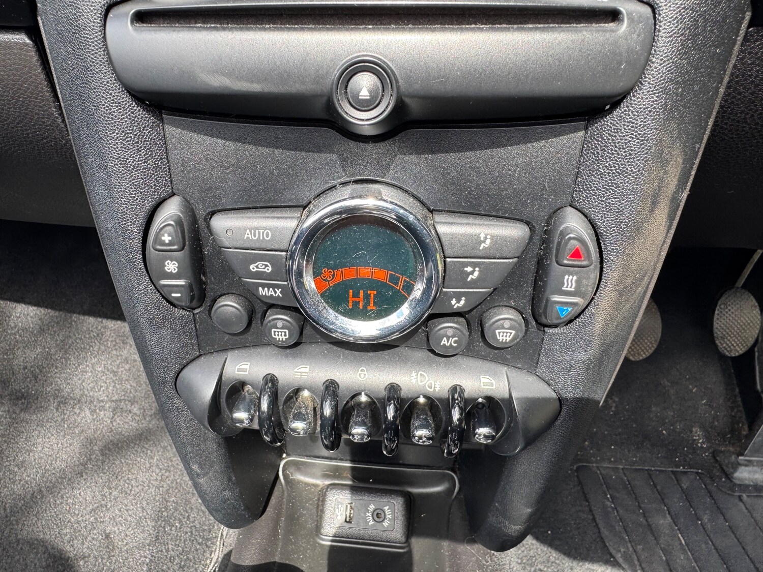 Used MINI Convertible 2012 for sale - 78210517: Photo 13