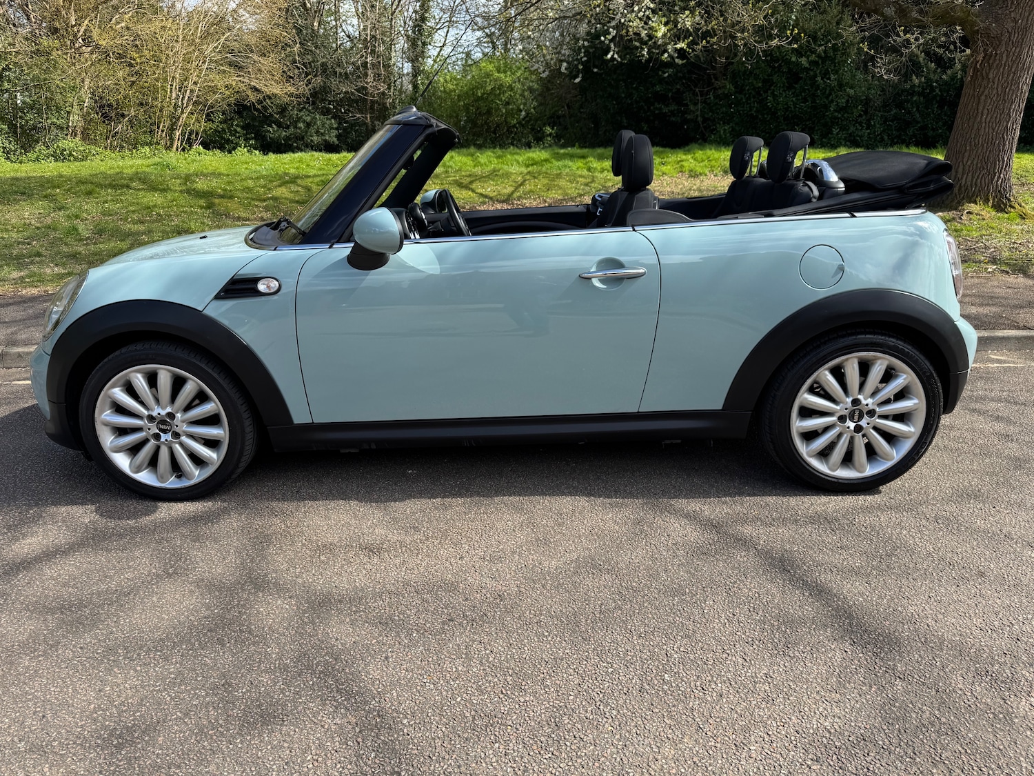 Used MINI Convertible 2012 for sale - 78210517: Photo 4
