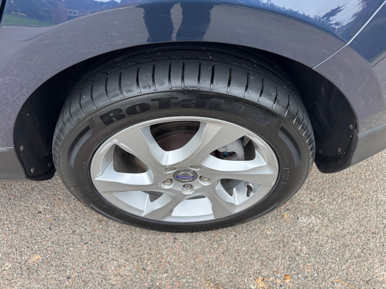 Used Volvo V40 Cross Country 2013 for sale - 76236930: Photo 30