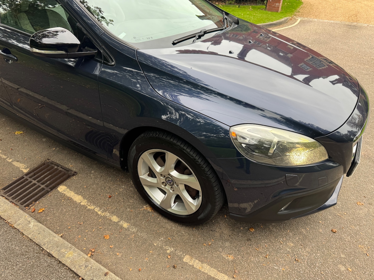 Used Volvo V40 Cross Country 2013 for sale - 76236930: Photo 33