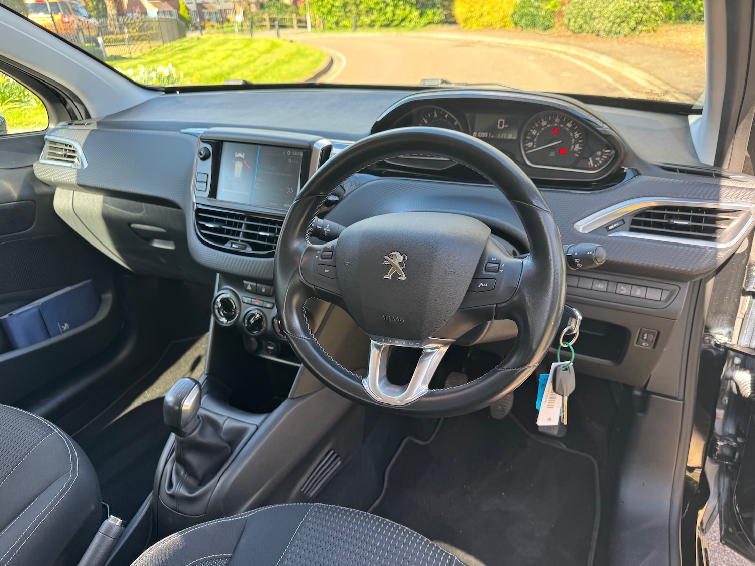 Used Peugeot 208 2017 for sale - 78111657: Photo 12