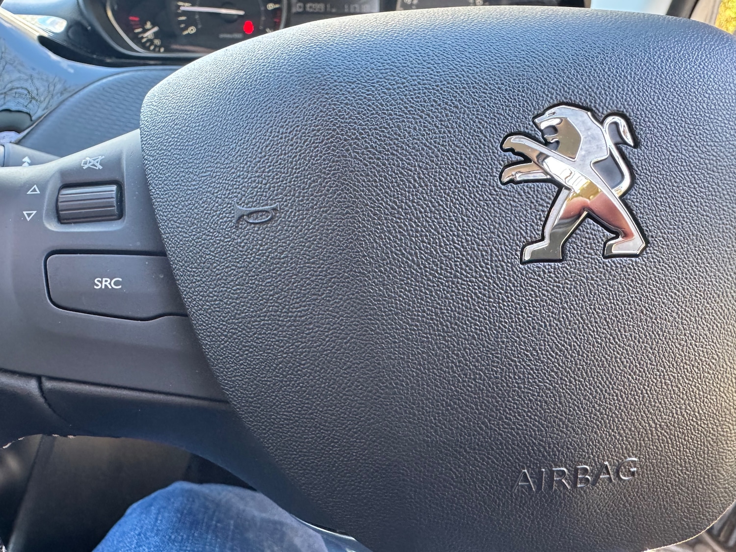 Used Peugeot 208 2017 for sale - 78111657: Photo 16