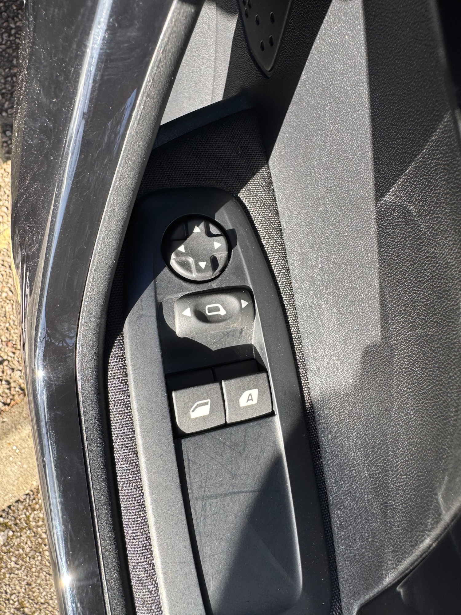 Used Peugeot 208 2017 for sale - 78111657: Photo 19