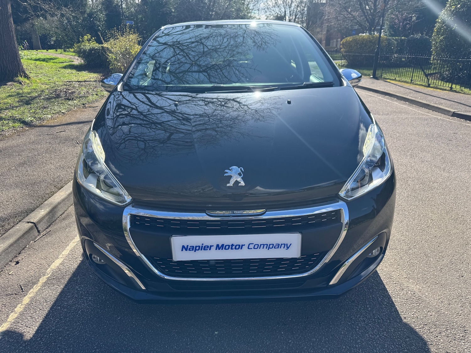 Used Peugeot 208 2017 for sale - 78111657: Photo 2
