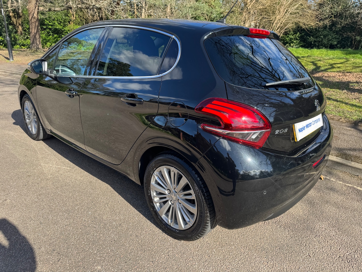 Used Peugeot 208 2017 for sale - 78111657: Photo 5
