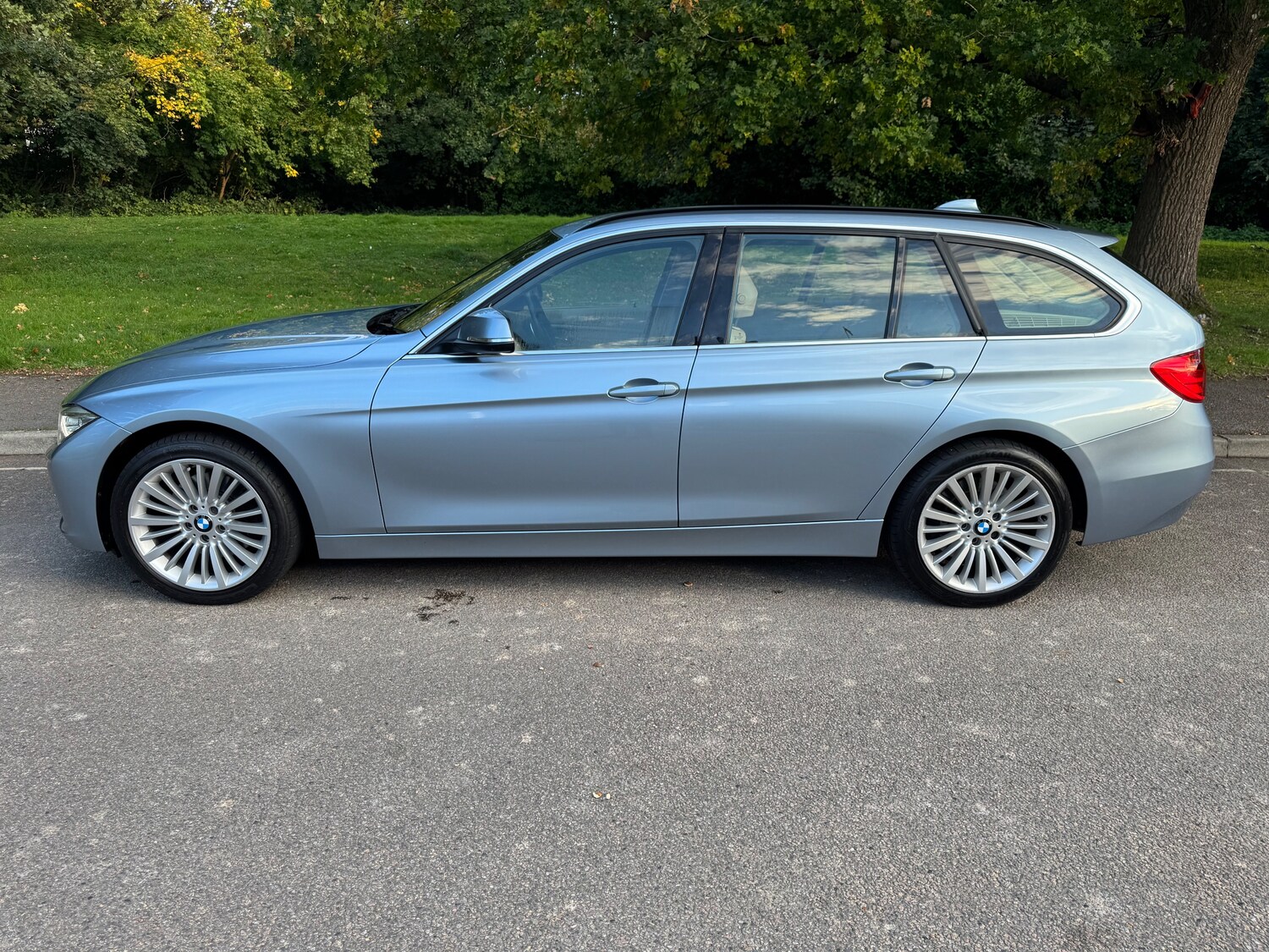 Used BMW 3 Series 2013 for sale - 76112746: Photo 4