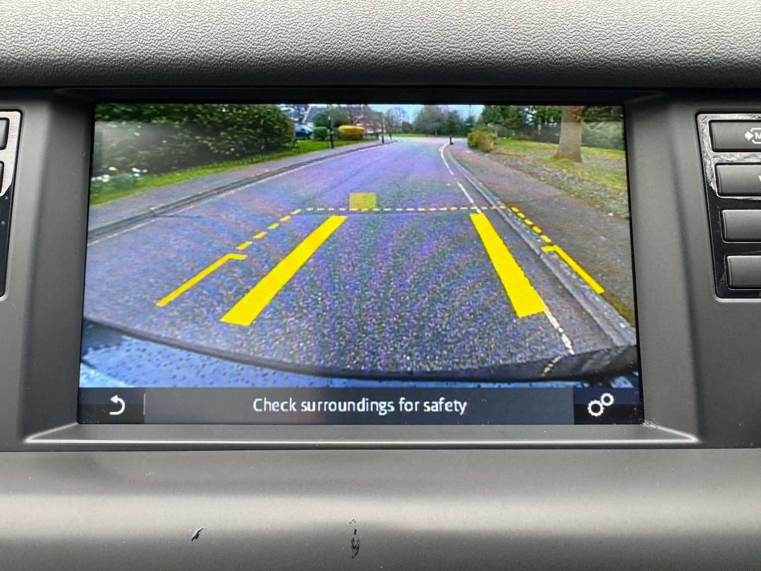 Used Land Rover Discovery Sport 2017 for sale - 77636618: Photo 14