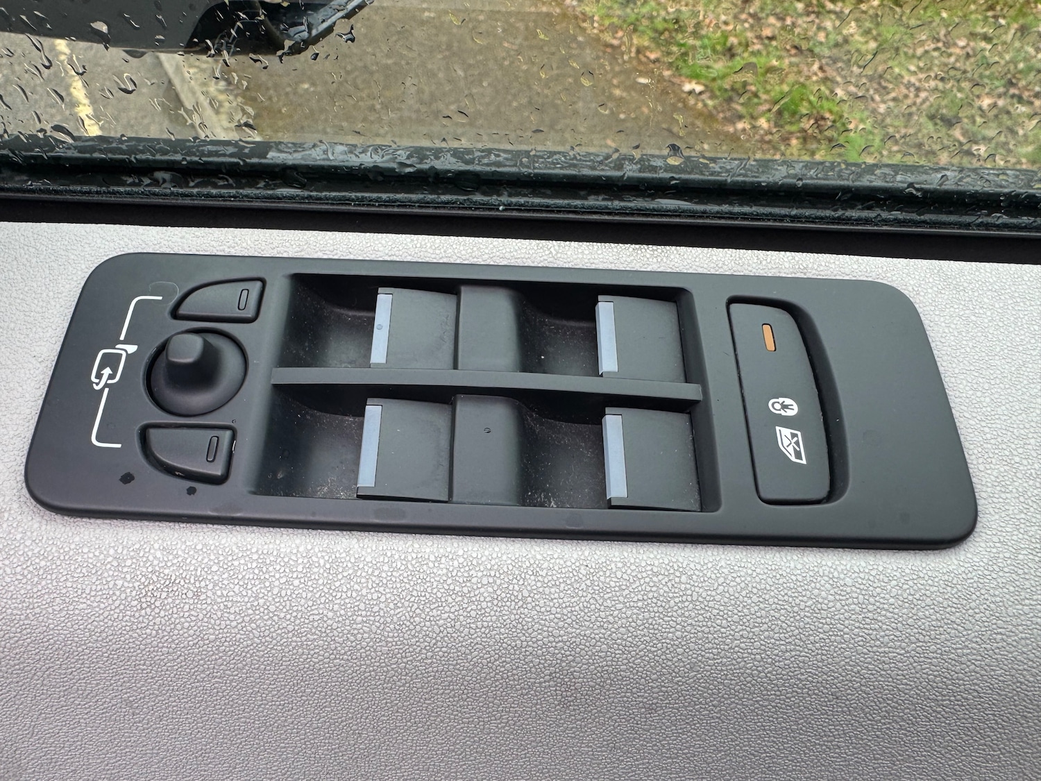 Used Land Rover Discovery Sport 2017 for sale - 77636618: Photo 23