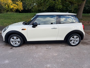Used MINI Hatch 2016 for sale - 76253182: Photo