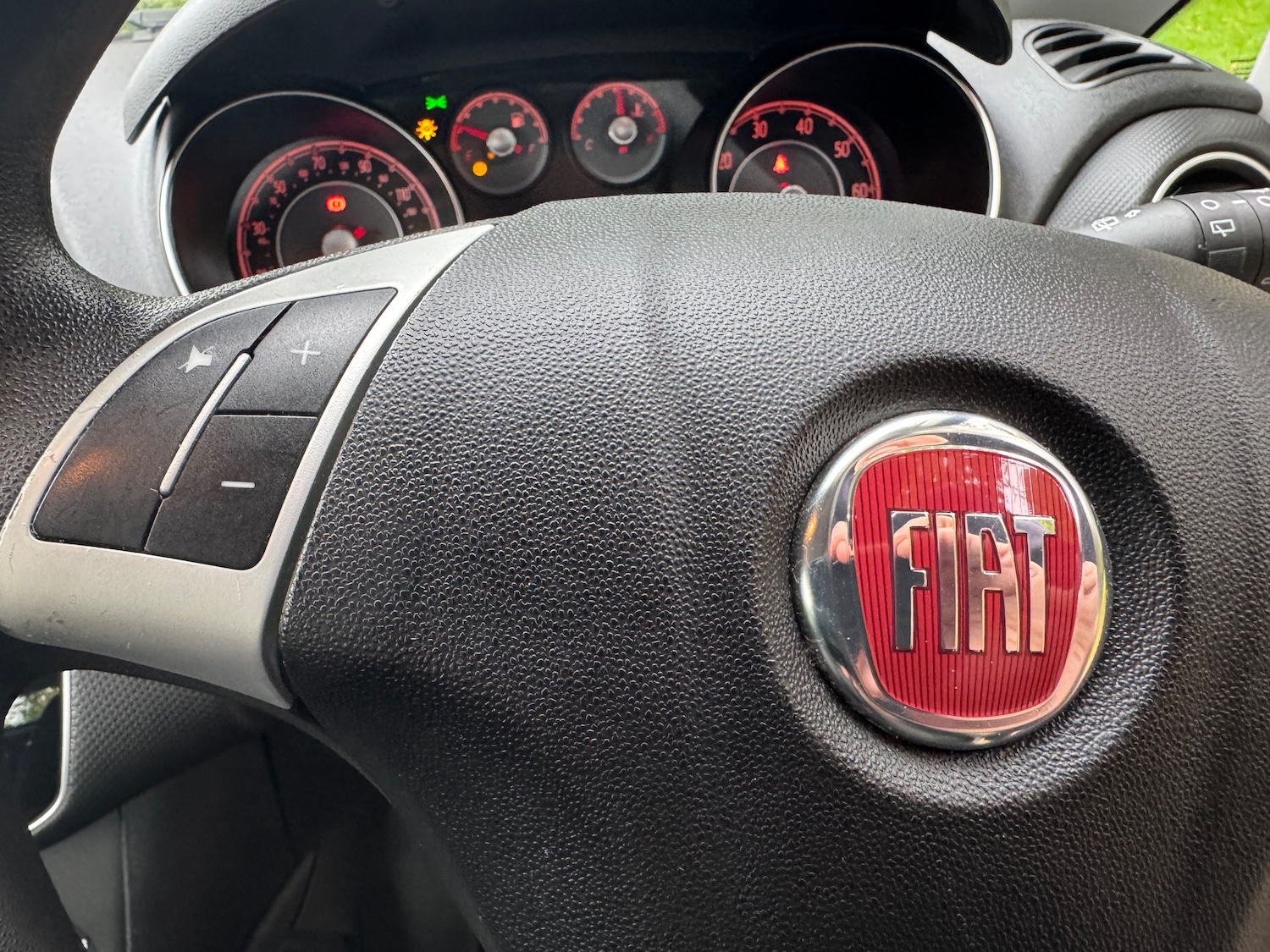 Used Fiat Punto 2014 for sale - 76287959: Photo 14