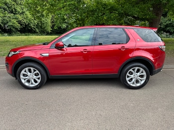 Used Land Rover Discovery Sport 2016 for sale - 78464126: Photo