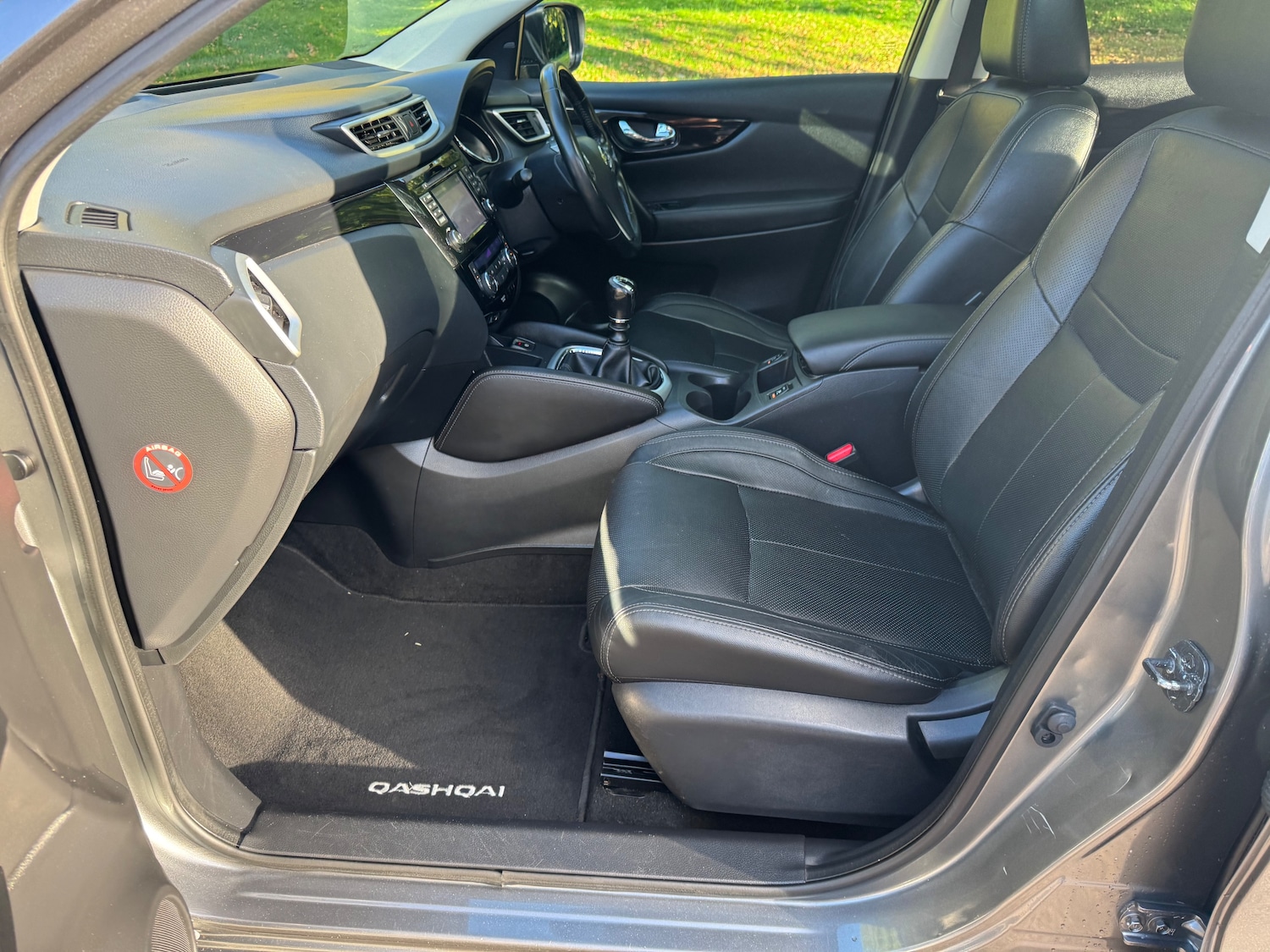 Used Nissan Qashqai 2014 for sale - 76376804: Photo 23