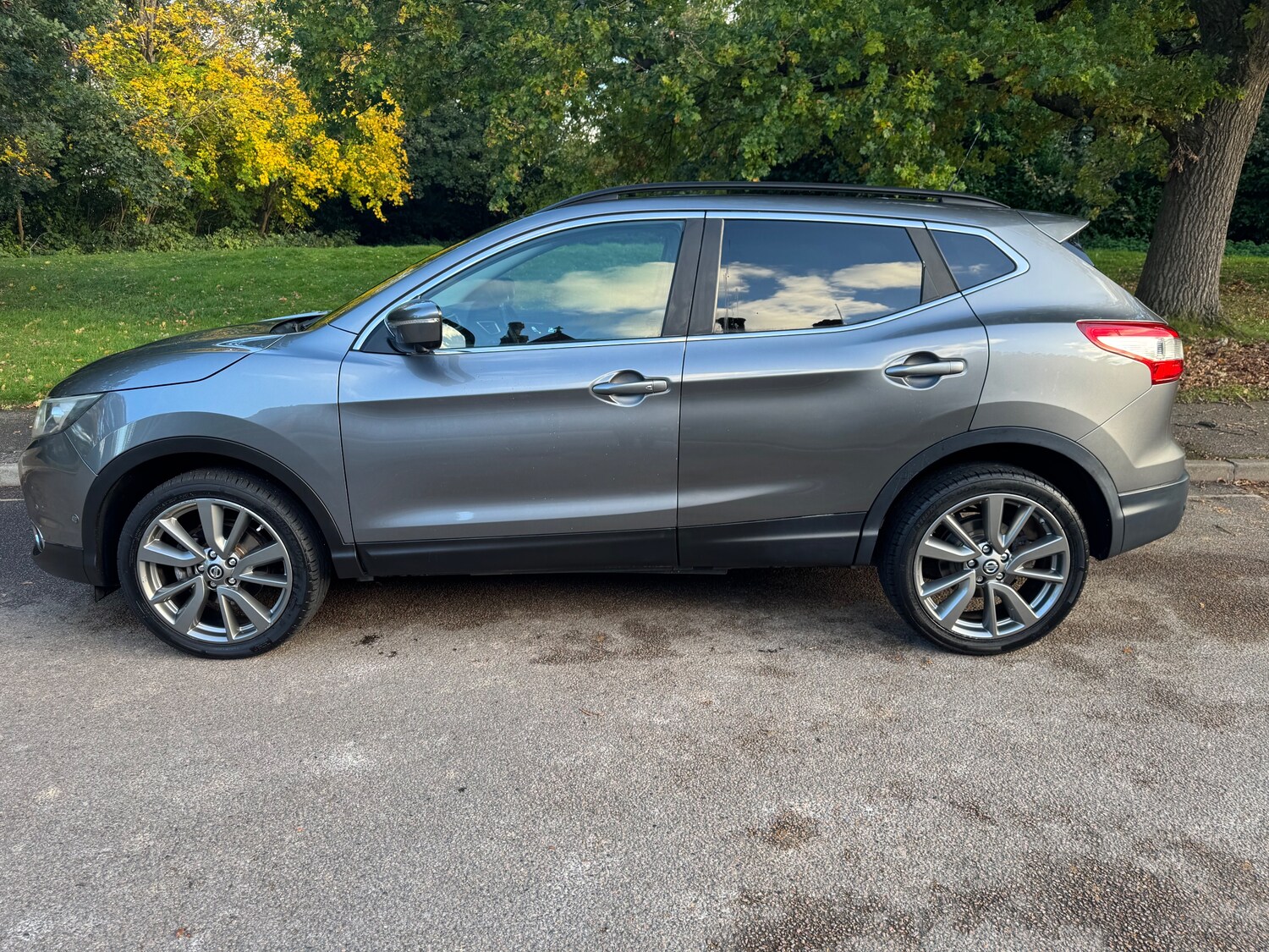Used Nissan Qashqai 2014 for sale - 76376804: Photo 4