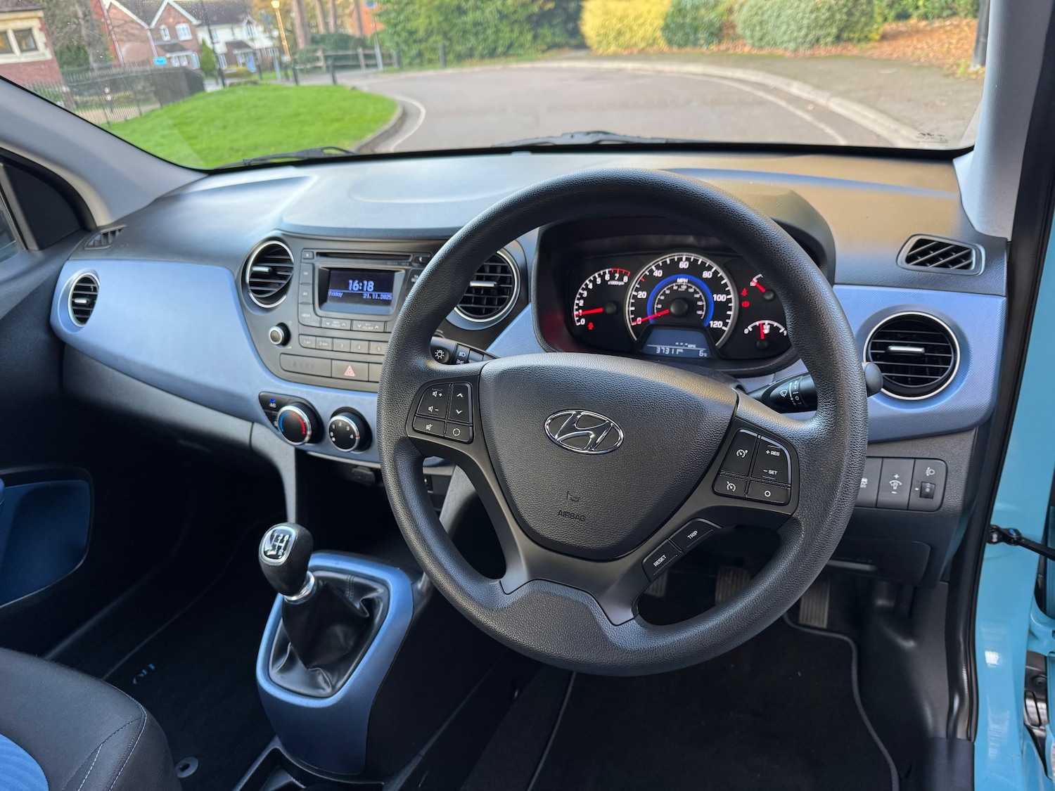 Used Hyundai i10 2014 for sale - 76604323: Photo 12