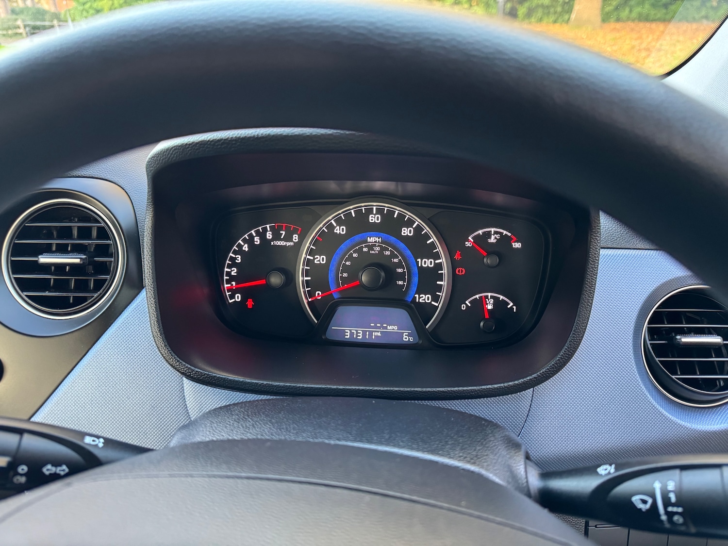 Used Hyundai i10 2014 for sale - 76604323: Photo 14