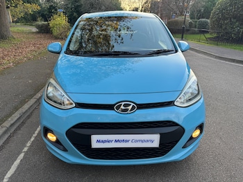 Used Hyundai i10 2014 for sale - 76604323: Photo