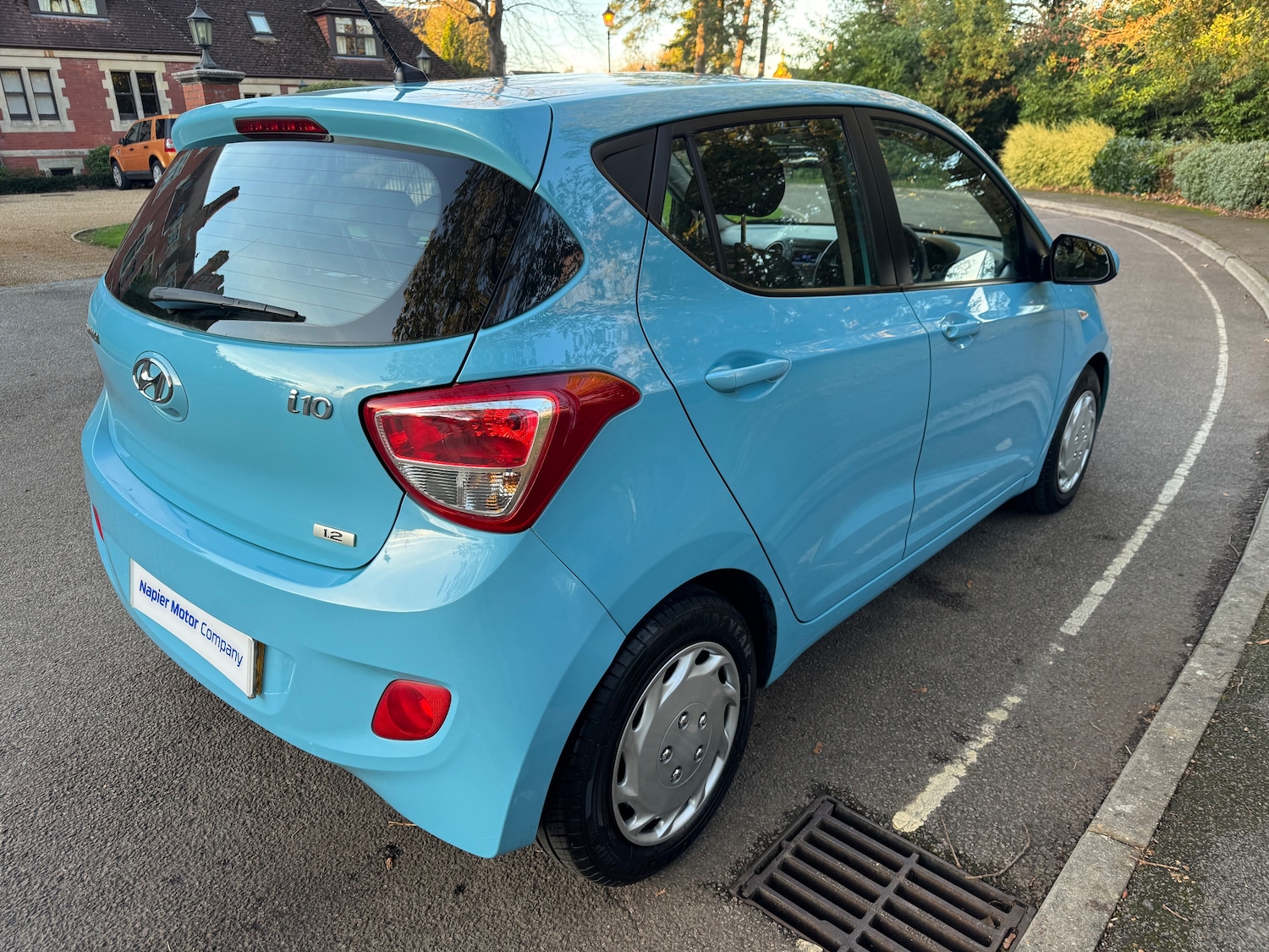 Used Hyundai i10 2014 for sale - 76604323: Photo 9
