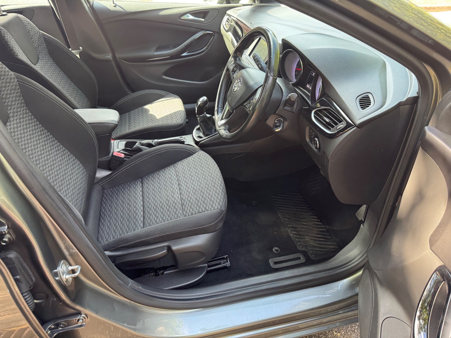 Used Vauxhall Astra 2016 for sale - 77431778: Photo 10